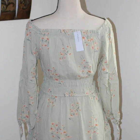 American Eagle, Off the shoulder Mini dress - Picture 11 of 11